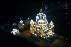 Lâu đài nghìn tỷ đồng của đại gia Ninh Bình