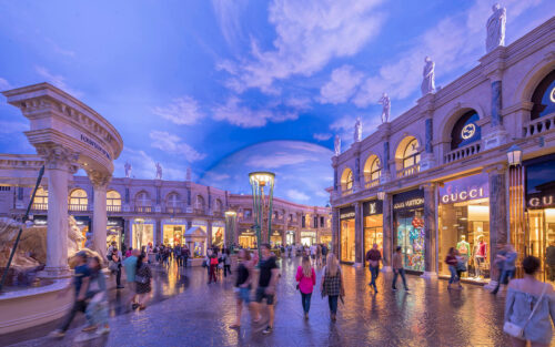 Phân khúc căn hộ, đất nền tại TP.HCM và vùng ven sụt giảm mạnh về nguồn cung