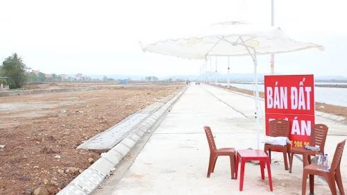 Vân Đồn (Quảng Ninh): Cấm cán bộ buôn bán, môi giới và tiếp tay cho đầu cơ đất đai  - Ảnh 2. Vân Đồn (Quảng Ninh): Cấm cán bộ buôn bán, môi giới và tiếp tay cho đầu cơ đất đai  - Ảnh 2.
