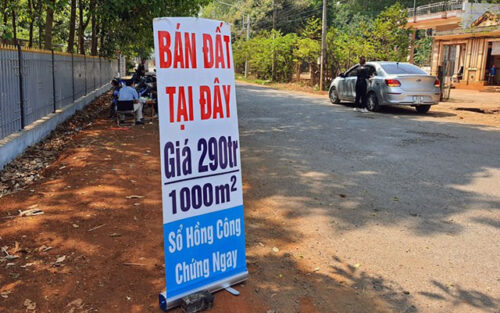 Có nên cấm phân lô bán nền?