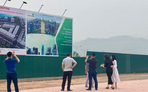 Bộ Xây dựng: Cảnh giác với những thông tin đồn thổi, chỉ giao dịch với những bất động sản có hồ sơ pháp lý rõ ràng