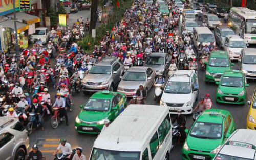 Tp.HCM kiến nghị gỡ vướng mắc cho 6 dự án giao thông quan trọng trên địa bàn