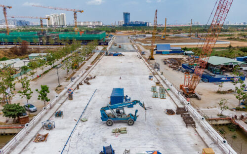 Năm 2025, cơ bản hoàn thành cao tốc Bắc - Nam phía Đông