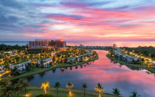 Trao sổ đỏ khu đô thị kiểu mẫu hàng đầu của Phú Quốc