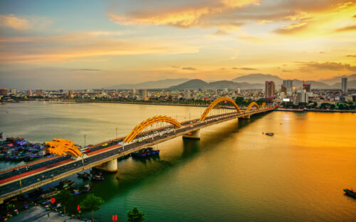 Room tín dụng mở, nhà đầu tư BĐS nên làm gì?