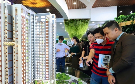 Sửa đổi Luật Nhà ở: Đề xuất cấm kinh doanh karaoke, quán bar tại khu chung cư