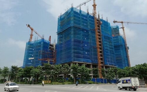 Đất nền đã giảm giá, vì sao nhà đầu tư bất động sản vẫn chưa xuống tiền?