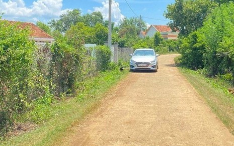 Nhiều nhà đầu tư “gồng lãi” cố giữ hàng, phập phồng nỗi lo cuối năm