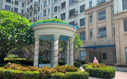 Đất nền ế ẩm, chủ đất ra sức “chiều” khách