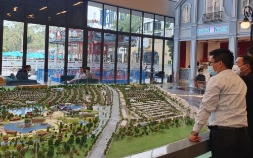 Doanh nghiệp bất động sản đang linh hoạt "vượt bão"