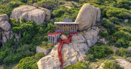 Độc đáo ngôi nhà trên tảng đá khổng lồ ở Ninh Thuận 4 Độc đáo ngôi nhà trên tảng đá khổng lồ ở Ninh Thuận