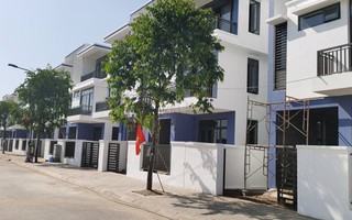 TPHCM: Căn nhà 10 tỉ giảm xuống còn 7 tỉ, người mua vẫn sợ "hớ" 8 TPHCM: Căn nhà 10 tỉ giảm xuống còn 7 tỉ, người mua vẫn sợ "hớ"