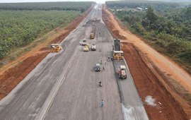 Đề xuất Chính phủ gỡ khó 620.000 m3 đất đắp cao tốc Phan Thiết - Dầu Giây 10 Đề xuất Chính phủ gỡ khó 620.000 m3 đất đắp cao tốc Phan Thiết - Dầu Giây