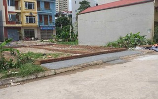 Nhà trong ngõ giảm tới nửa tỷ, khách mua vẫn lắc đầu chê cao 7 Nhà trong ngõ giảm tới nửa tỷ, khách mua vẫn lắc đầu chê cao