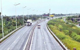 “Hiến kế” và bàn giải pháp phát triển kinh tế Đồng bằng sông Cửu Long 7 “Hiến kế” và bàn giải pháp phát triển kinh tế Đồng bằng sông Cửu Long