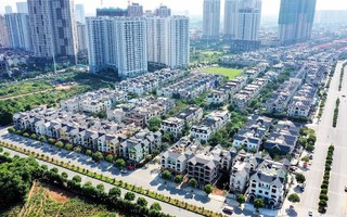 Vay 20 tỷ mua bất động sản, nhà đầu tư đau đầu khi trả gần 300 triệu đồng/tháng: “Giờ tôi chỉ mong nhanh tìm được khách chốt” 9 Vay 20 tỷ mua bất động sản, nhà đầu tư đau đầu khi trả gần 300 triệu đồng/tháng: “Giờ tôi chỉ mong nhanh tìm được khách chốt”