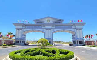 Công ty con của ông chủ sân Golf Long Thành: Từ thua lỗ chuyển sang lãi hơn 200 tỷ năm 2022, quy mô tài sản hơn 27.000 tỷ đồng 3 Công ty con của ông chủ sân Golf Long Thành: Từ thua lỗ chuyển sang lãi hơn 200 tỷ năm 2022, quy mô tài sản hơn 27.000 tỷ đồng