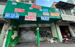 Phía sau những mặt bằng thuê giá cao: Gắng gượng ôm mặt bằng giá cao trong cảnh kinh doanh thì “ế ẩm” 3 Phía sau những mặt bằng thuê giá cao: Gắng gượng ôm mặt bằng giá cao trong cảnh kinh doanh thì “ế ẩm”