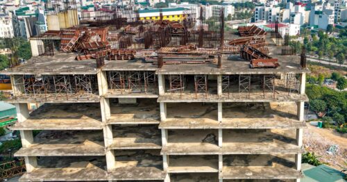 Siêu dự án 13 tòa chung cư giữa chung tâm Hà Nội, đi qua 2 cơn sốt đất vẫn là "hố chôn tiền" hoen gỉ nghìn tỷ, đến nay CEO bị cấm xuất cảnh