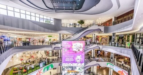 Nhà phố ế ẩm, trung tâm thương mại khởi sắc