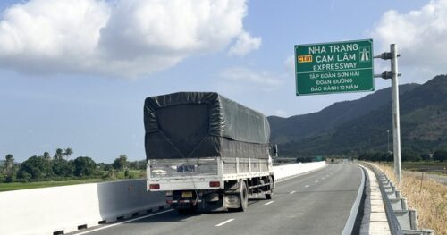 Những con đường bảo hành 10 năm và lời cam kết 'mời người dân kiểm chứng'