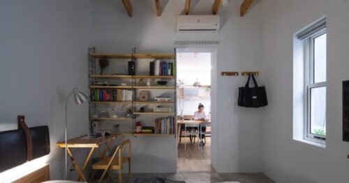 Nhà bỏ hoang ‘lột xác’ thành không gian sống xanh tràn ngập ánh sáng