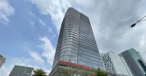 Vì sao cư dân tòa nhà Victory Tower bị cắt điện nước?