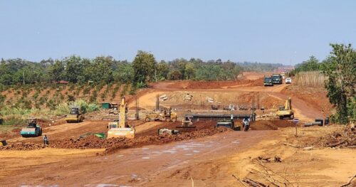 Sẽ cưỡng chế để giao mặt bằng làm đường cao tốc Khánh Hòa - Buôn Ma Thuột 6 Sẽ cưỡng chế để giao mặt bằng làm đường cao tốc Khánh Hòa - Buôn Ma Thuột