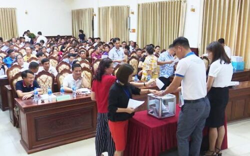 Mê Linh (Hà Nội) đấu giá thành công 30 lô đất thu về 130 tỷ đồng, giá cao nhất 50 triệu đồng/m2 6 Mê Linh (Hà Nội) đấu giá thành công 30 lô đất thu về 130 tỷ đồng, giá cao nhất 50 triệu đồng/m2