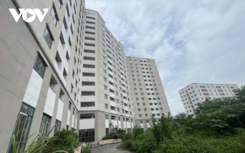 Nhà tái định cư bỏ hoang - trách nhiệm thuộc về ai?